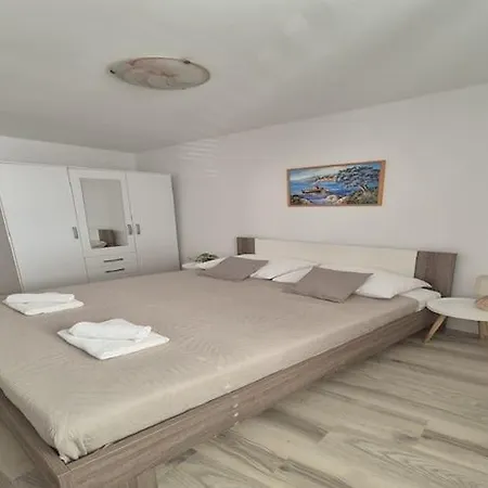 Matea - One-bedroom With Sea View - Tikovica *