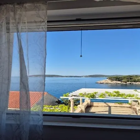 Matea - One-bedroom With Sea View - Tikovica Stikovica