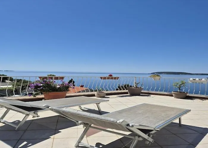 Matea - One-bedroom With Sea View - Tikovica
